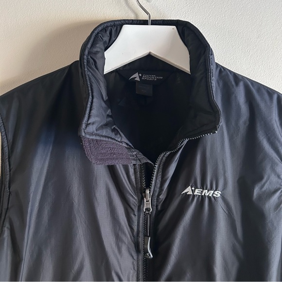 Eastern Mountain Sports ~ EMS Men’s Black Primaloft Insulated Vest in size Small - Picture 12 of 12